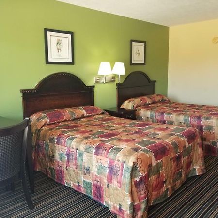 Oak Tree Inn Eupora Екстериор снимка