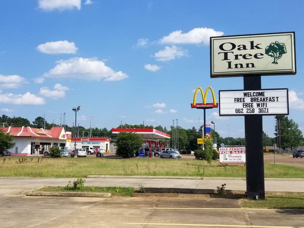 Oak Tree Inn Eupora Екстериор снимка