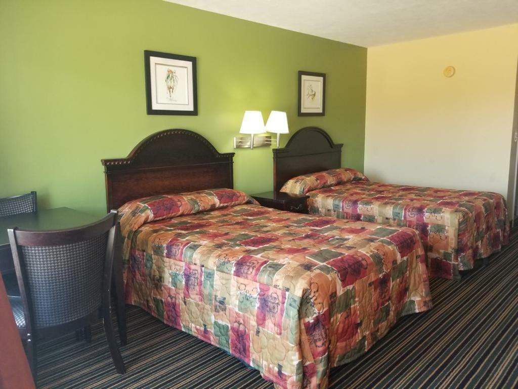 Oak Tree Inn Eupora Екстериор снимка
